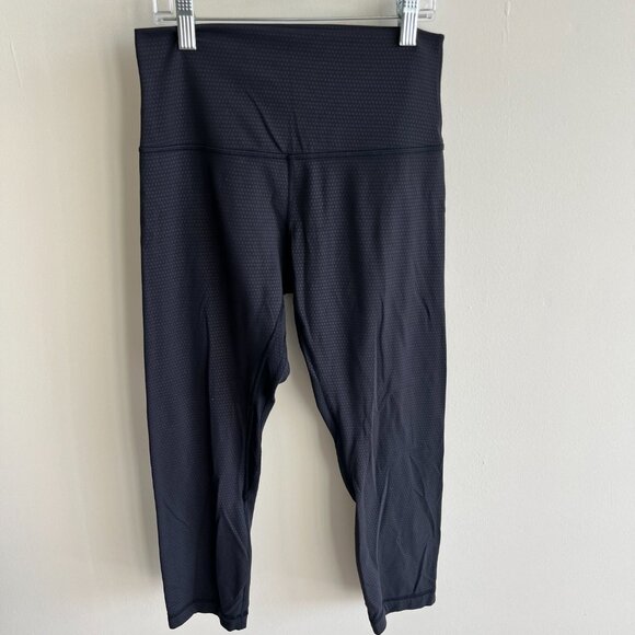 Lululemon Align HR Crop 21” Black Leggings Size 6 - Picture 1 of 9